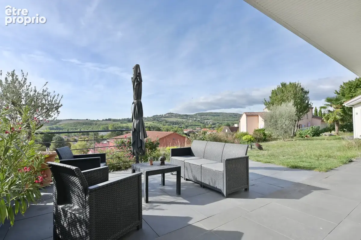 Maison familiale T6 avec vue exceptionnelle et beaux volumes   La Roche-Blanche - photo 3