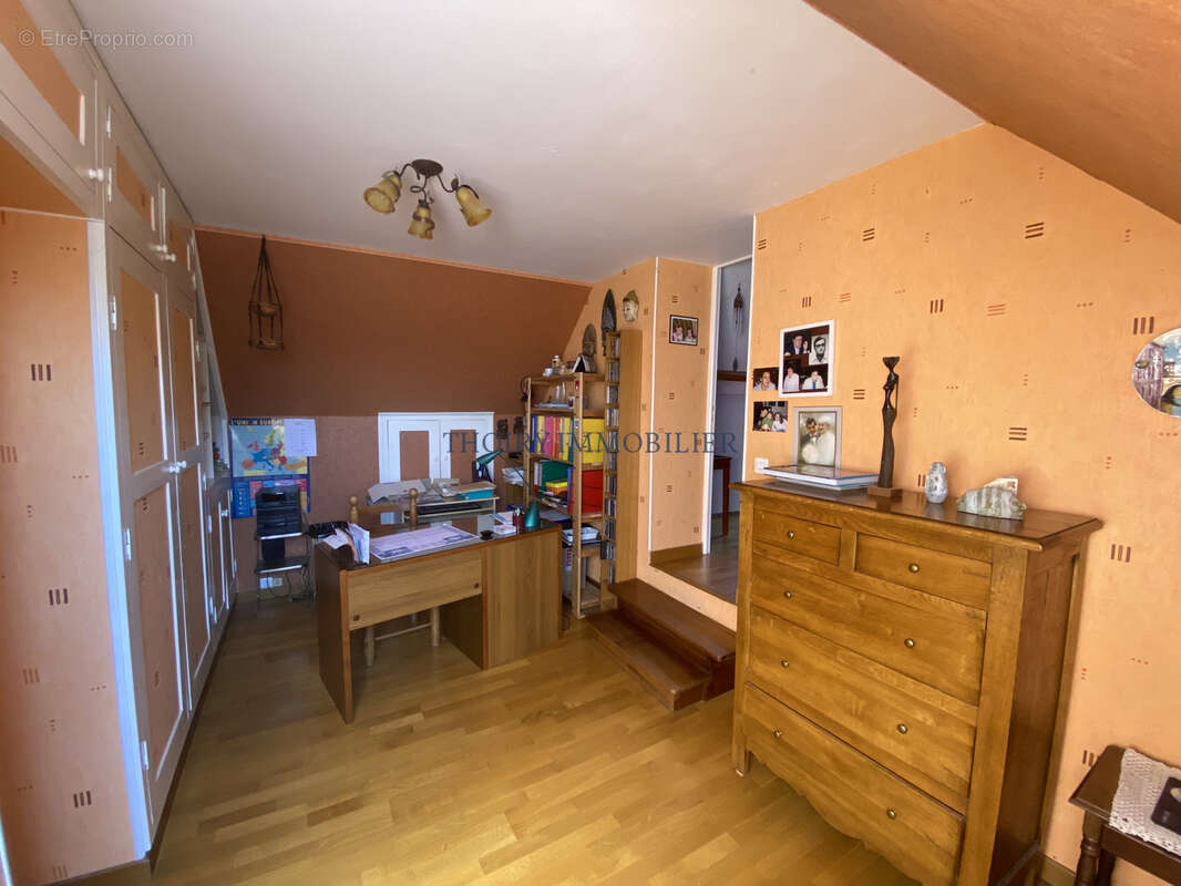 Maison à THOIRY