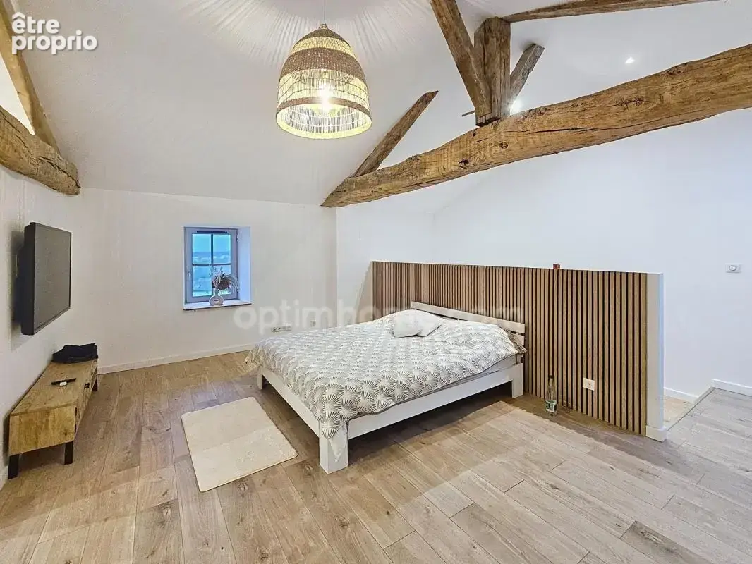 Maison à vendre 180 m², 6 pièces, 3 chambres SOYAUX (16) - photo 2