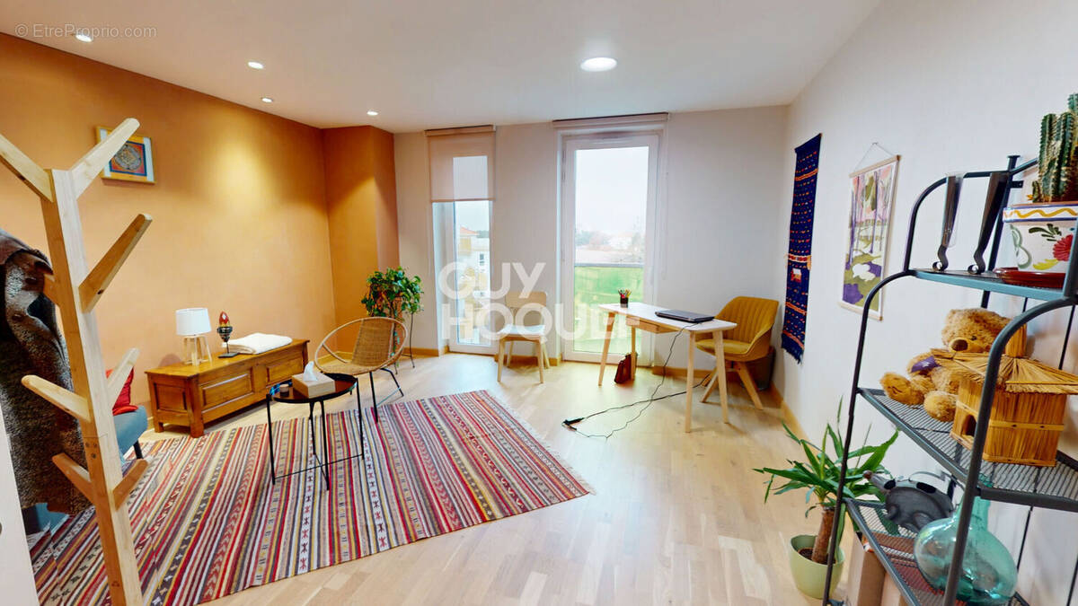 Commerce à LE LOROUX-BOTTEREAU