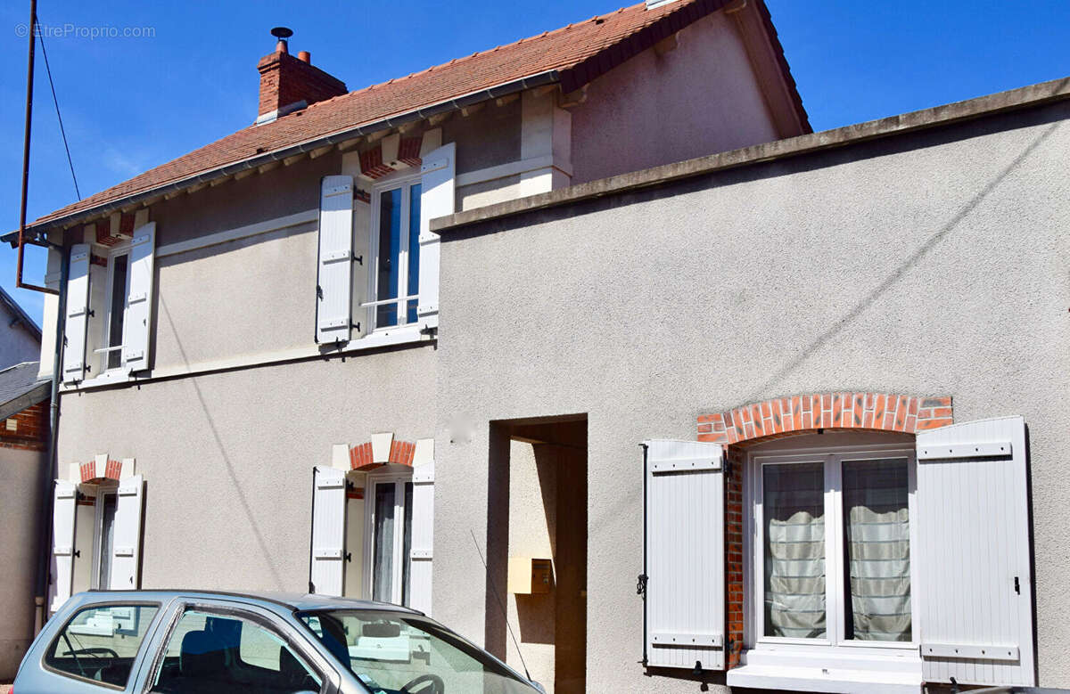 Maison à CHALETTE-SUR-LOING