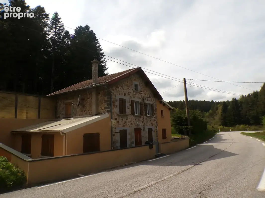 Photo Maison à Saint-Andre-En-Vivarais au prix de 175 000€