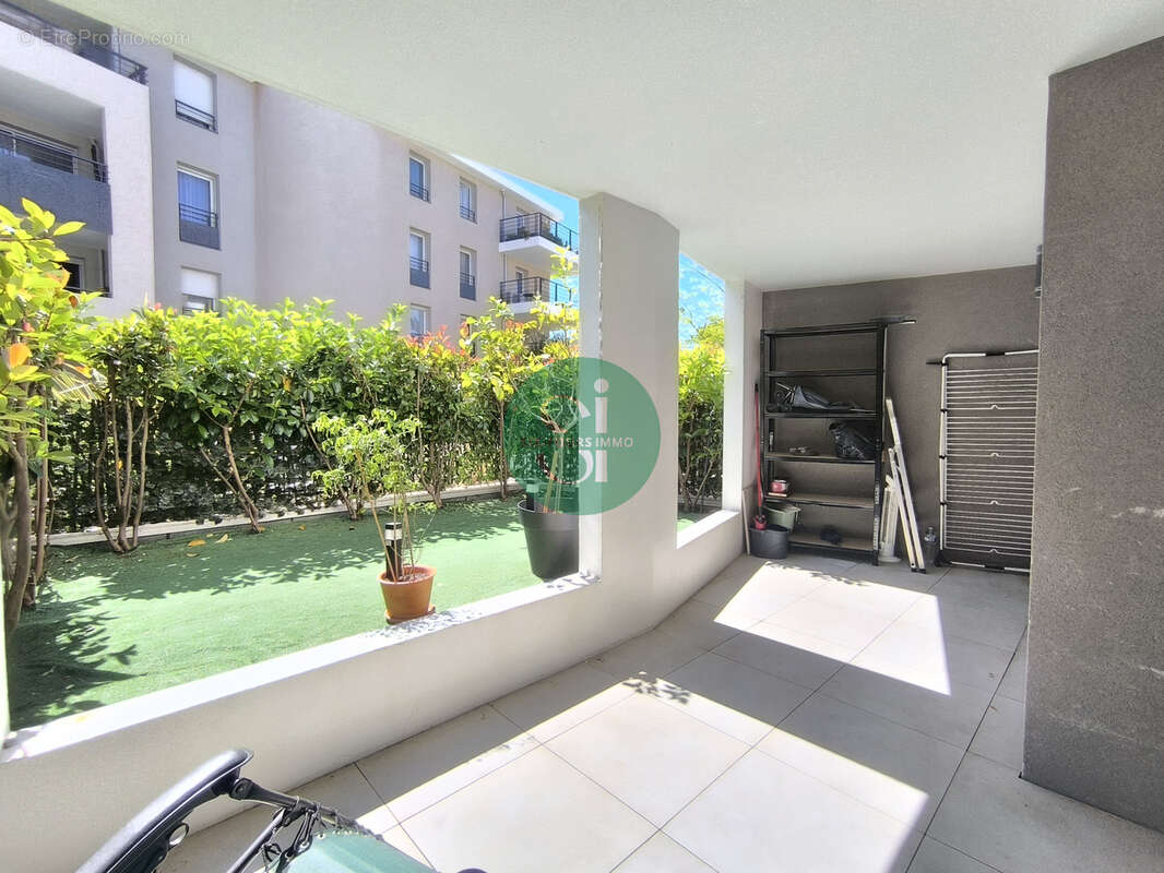 Appartement à SIX-FOURS-LES-PLAGES