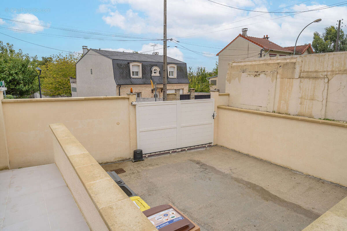 Maison à NOISY-LE-GRAND