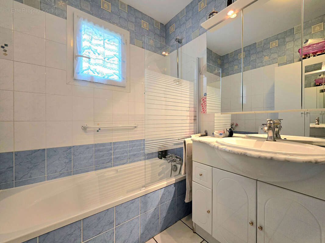 Maison à ROMANS-SUR-ISERE