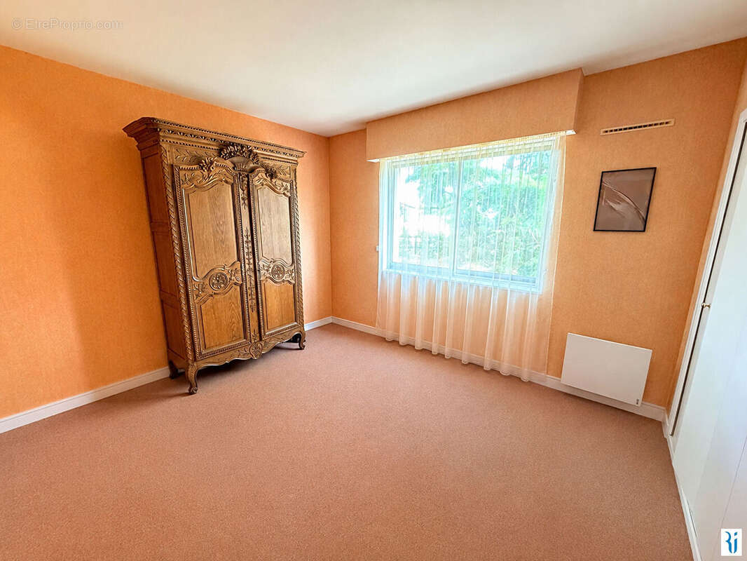 Maison 194 m² à Bonsecours  - photo 10