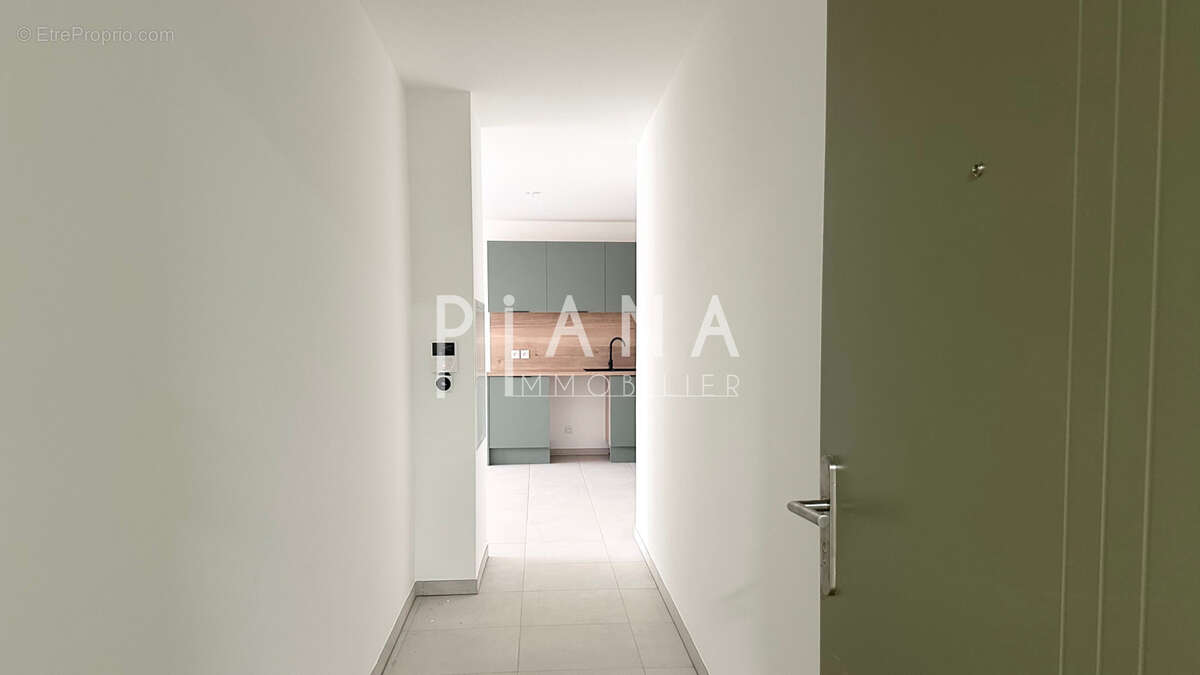 Appartement à LANCON-PROVENCE