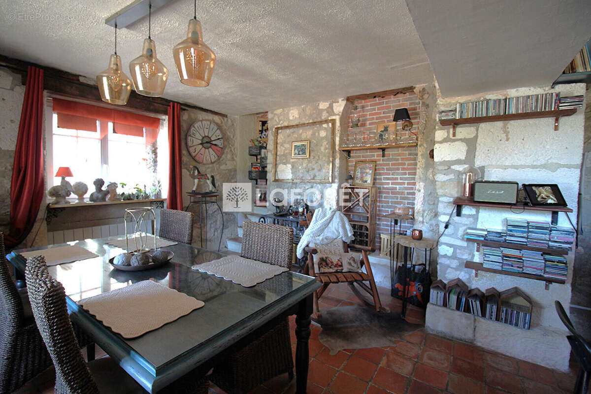 Maison à LA CHAPELLE-FAUCHER