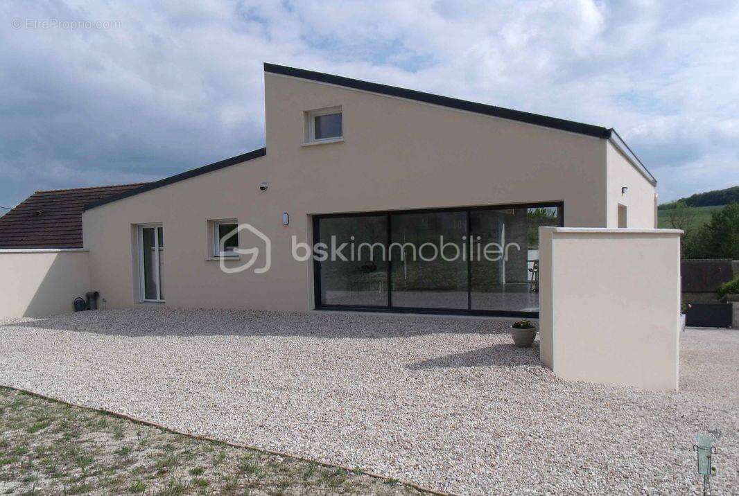 Maison neuve d'Architecte et d'ingénieur de 216 m² à Nailly - photo 2