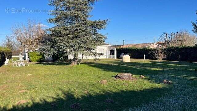 Maison à SAINT-LOUBES