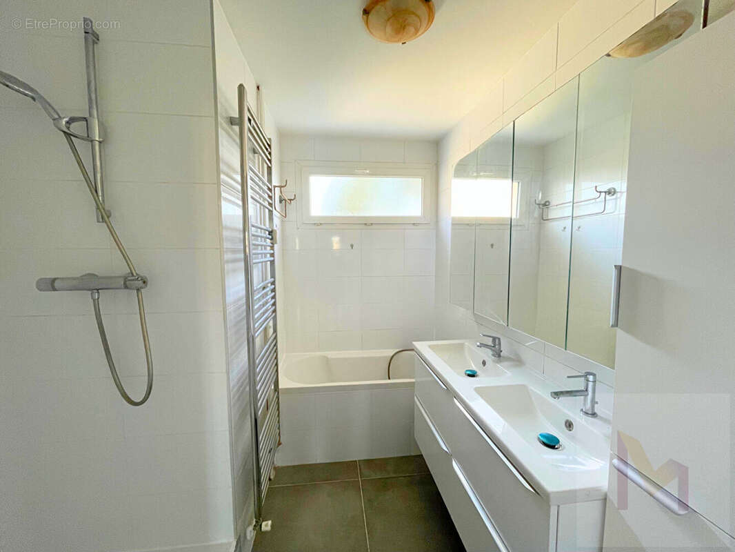 Appartement à NOGENT-SUR-MARNE