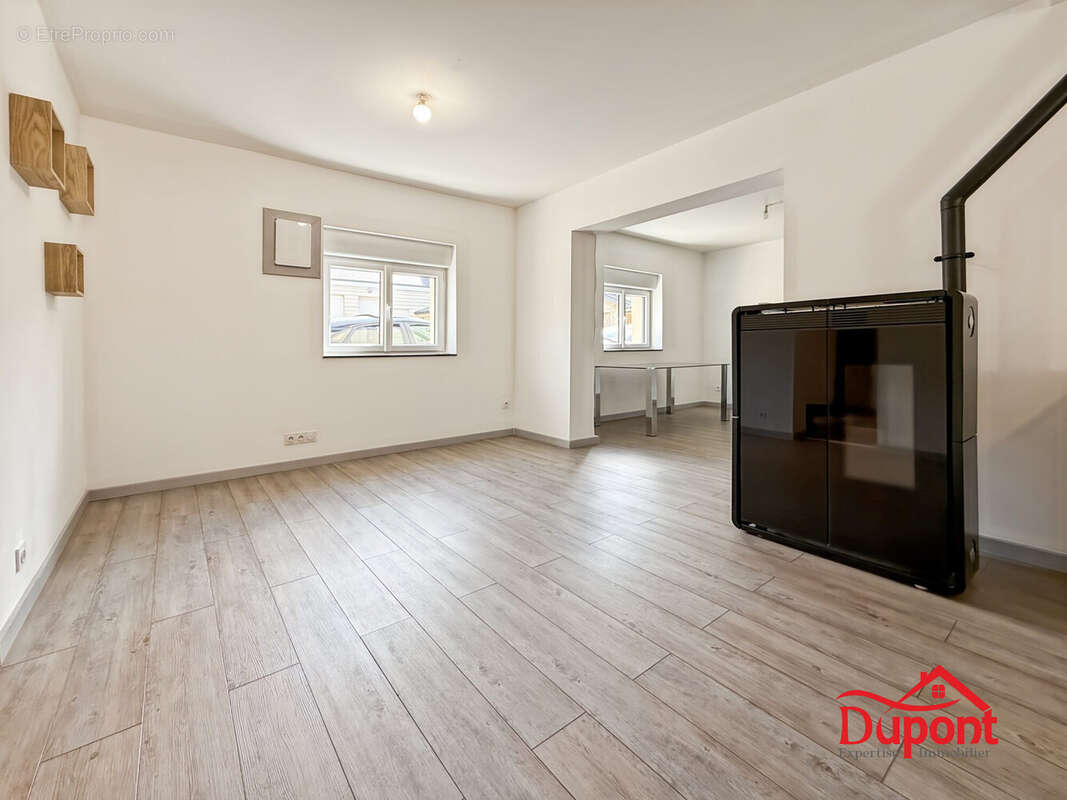 Maison 82 m² à Haybes  - photo 8