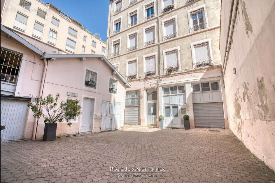 Appartement à LYON-6E