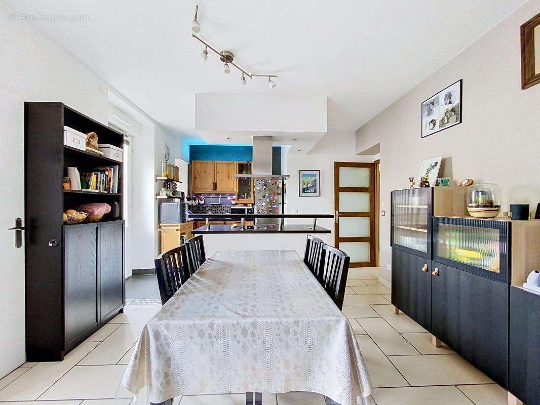 Appartement à GIVORS