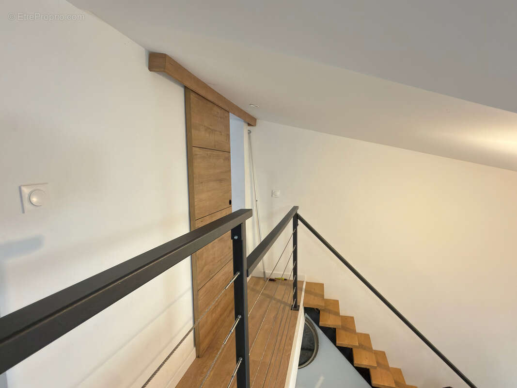 T3 duplex neuf avec garage double à Saint Maximin  83470 - photo 5