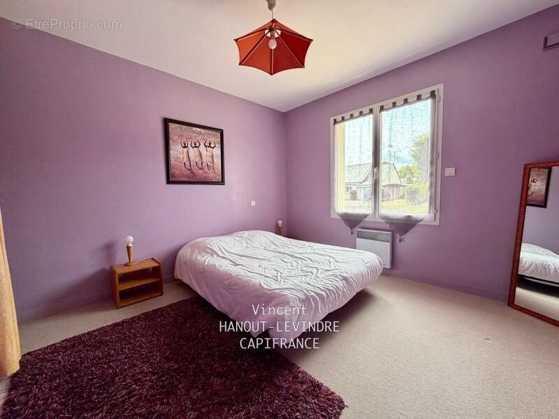 Maison familiale de 146 m² à Tiercé – 5 chambres, jardin sans vis-à-vis, Centre ville et gare à pied - photo 16