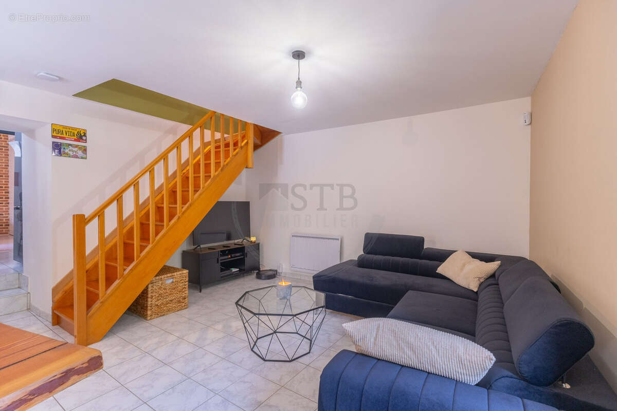 Maison à PRIVAS