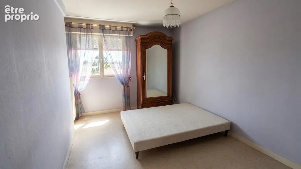 Appartement 72 m² à Chatellerault  - photo 9