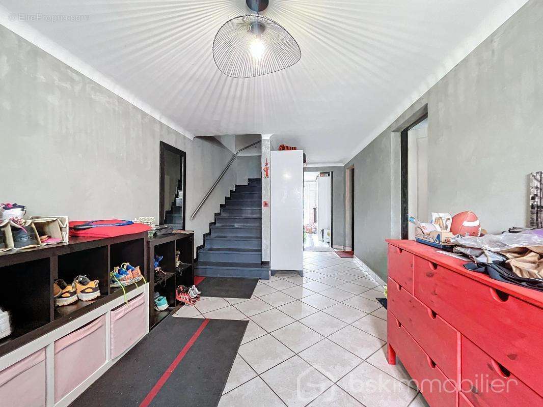 Maison à PONTAULT-COMBAULT