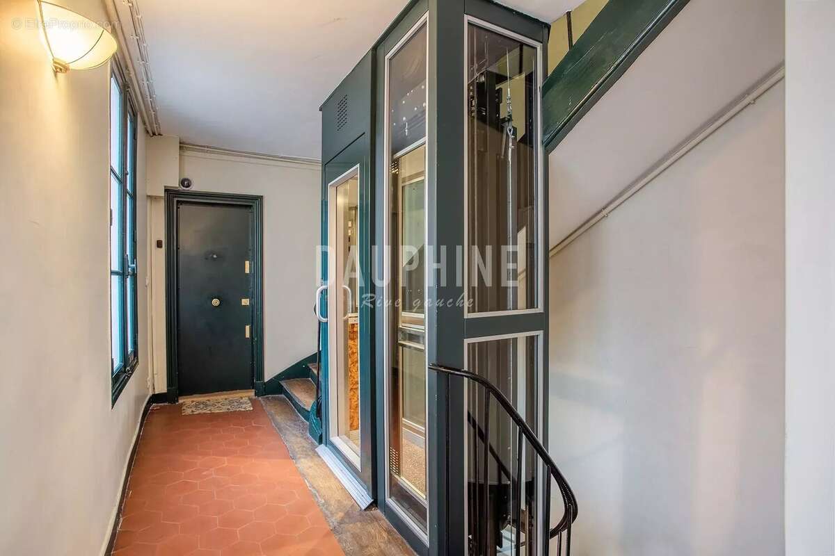 Appartement à PARIS-6E