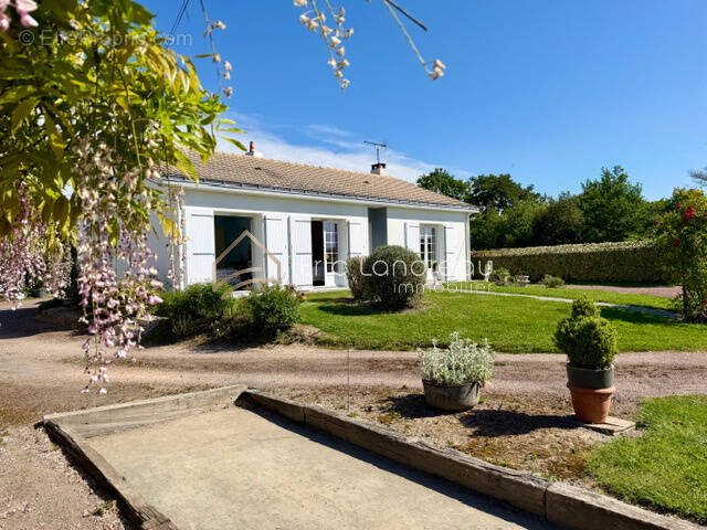 Maison à TALMONT-SAINT-HILAIRE