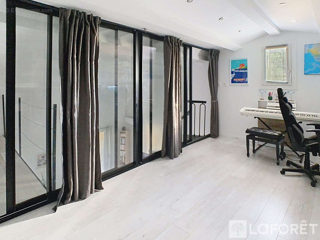 Appartement à SAUSSET-LES-PINS