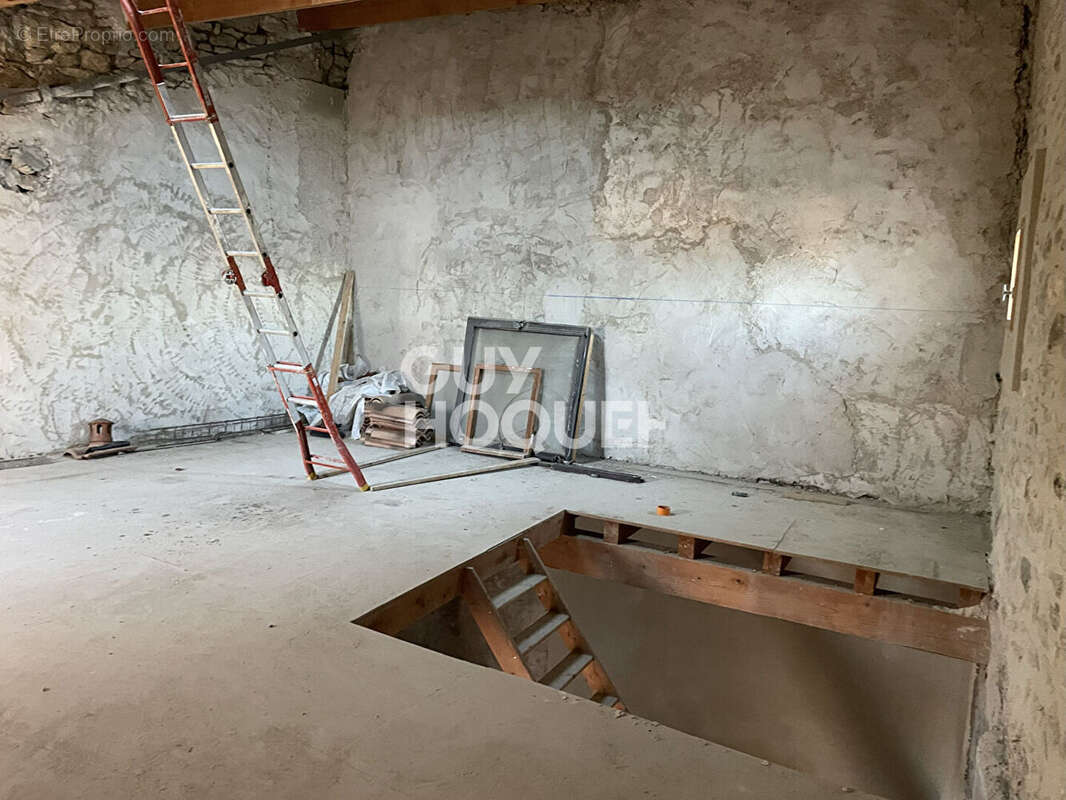 Maison à CAUMONT-SUR-DURANCE