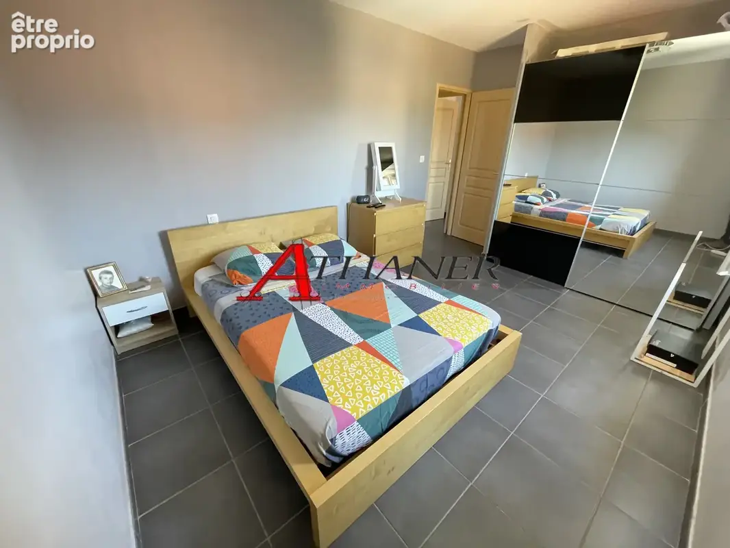 Palau Del Vidre - Villa 5 Pièces de 140m2 avec Piscine et 467m2 de Terrain - photo 9