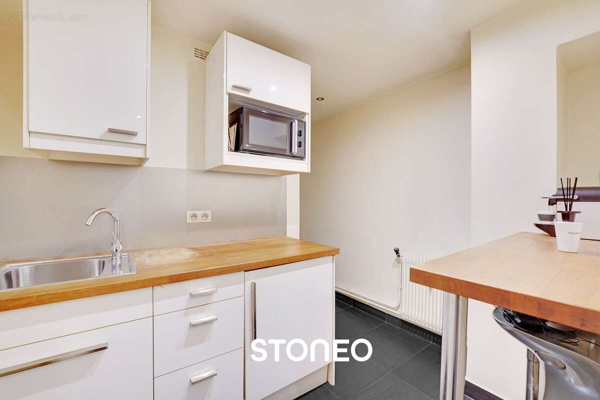 Appartement à PARIS-14E