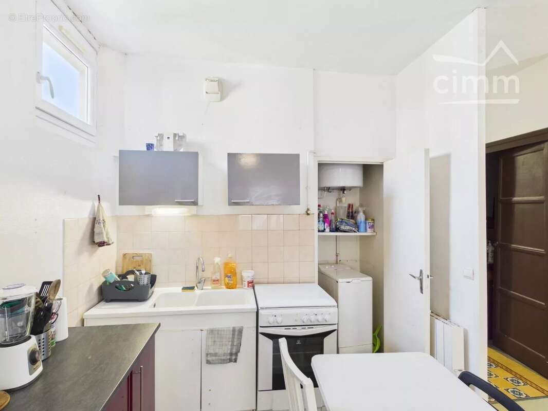 INVESTISSEMENT : T3 vendu loué à rénover entièrement – Grenoble Rue Anthoard - photo 9