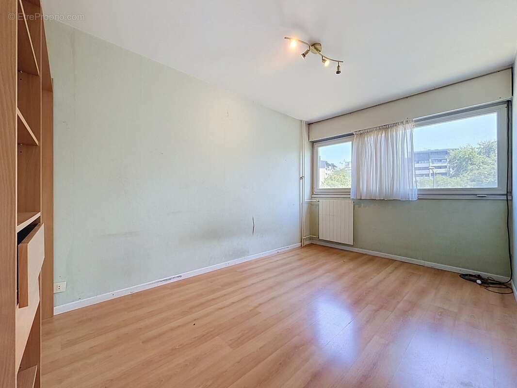 Appartement type T4 - 84m² - emplacement calme et arboré - ANNEMASSE (74) - photo 7