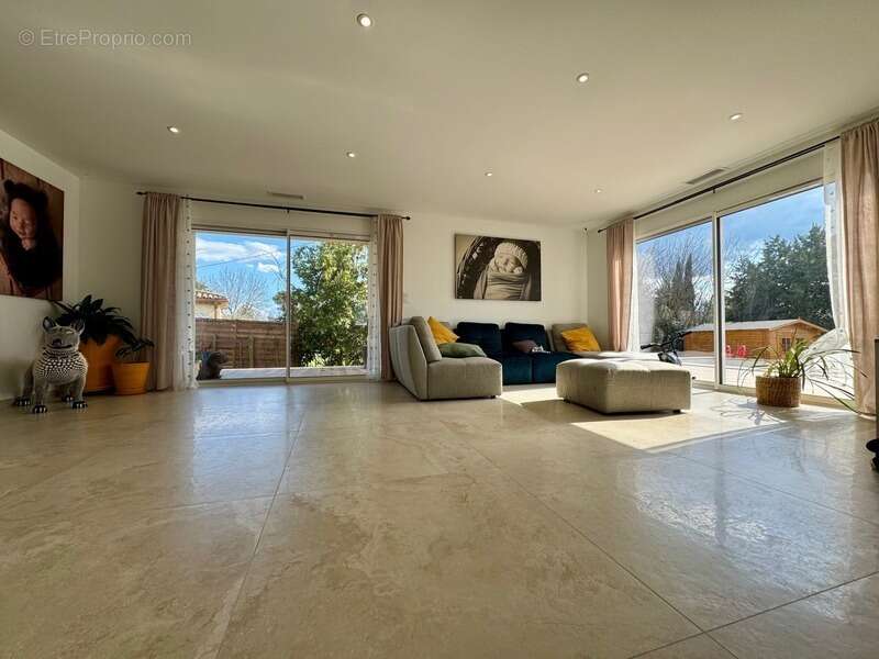 Maison à SAINT-CHRISTOL-LES-ALES