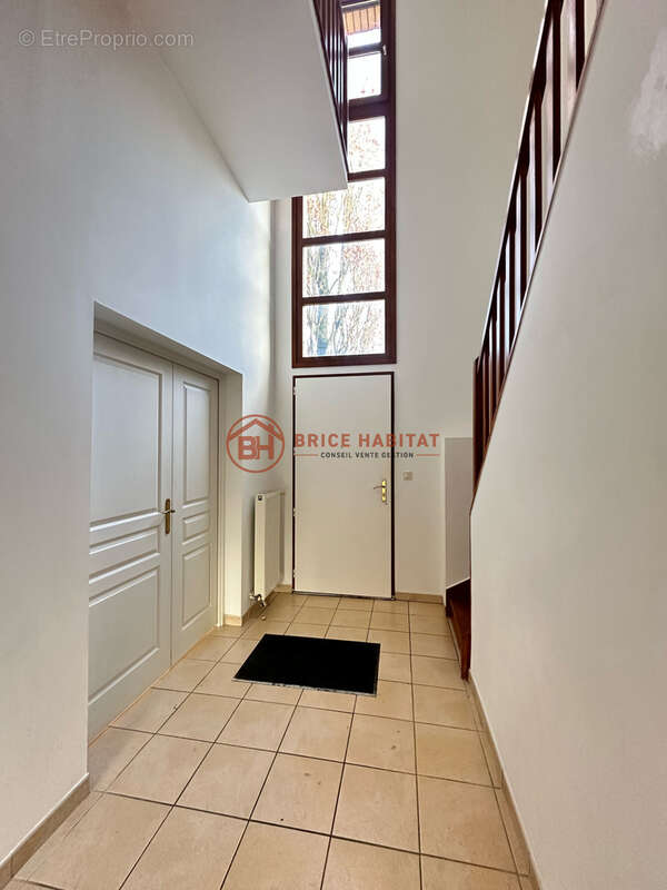 Maison 3 ch, sdd, sdb, jardin et garage - photo 4