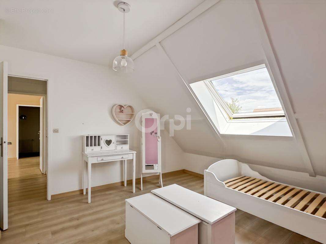 Maison familiale dans le secteur recherché de Saint Michel à Evreux - photo 12
