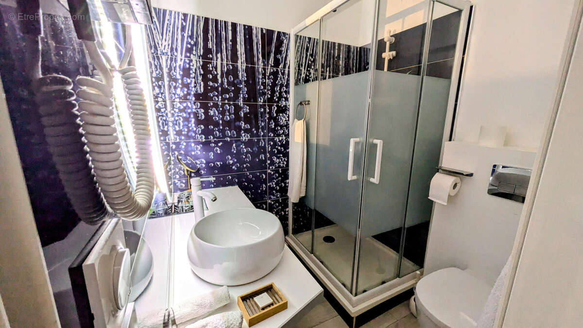 SÈTE (34) — Appartement Haussmannien XIX siècle de 254 m2 avec vue mer panoramique - photo 14