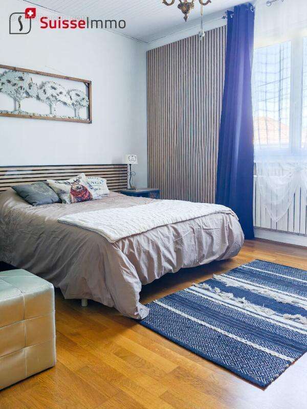 Maison à COLOMBIER-FONTAINE