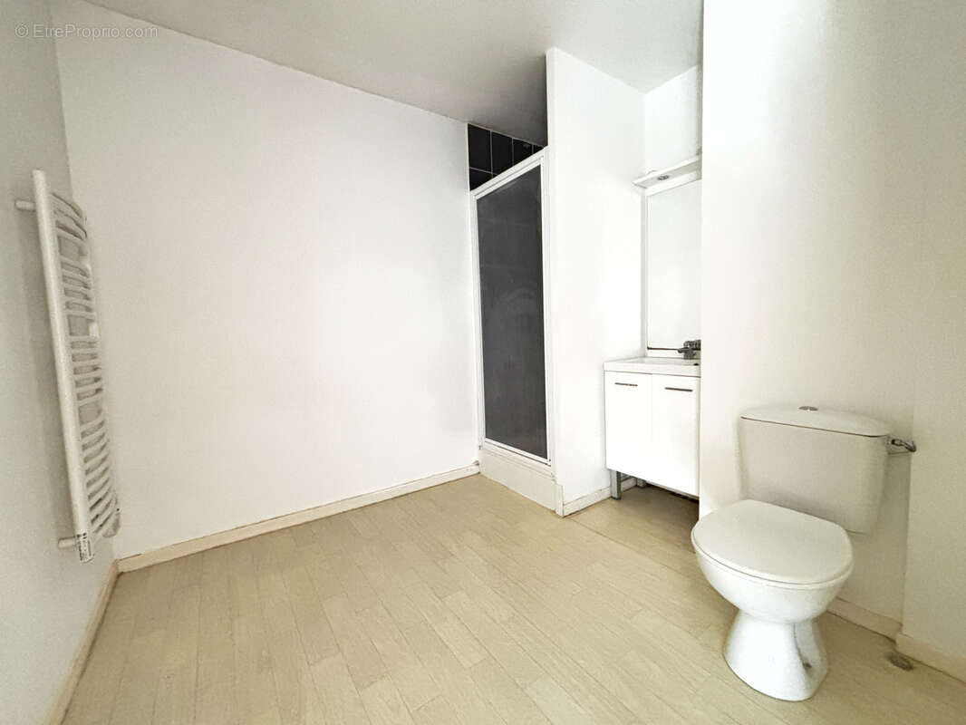 Appartement à L'ISLE-D'ABEAU
