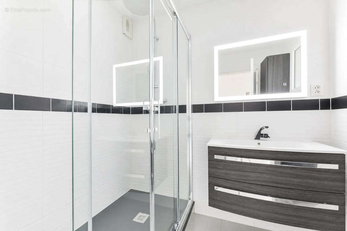Appartement à REZE