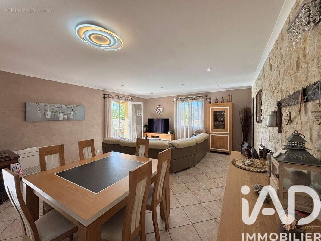 Photo 4 - Maison à SAINT-CHAMAS