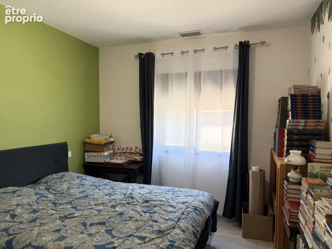 Maison 7 pièces de 164 m2 avec un grand garage et une piscine. - photo 11
