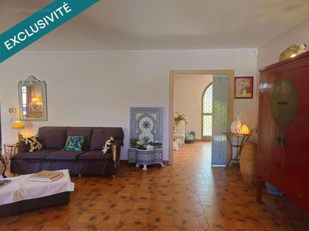 Photo 5 - Maison à MONTFERRAND-LE-CHATEAU