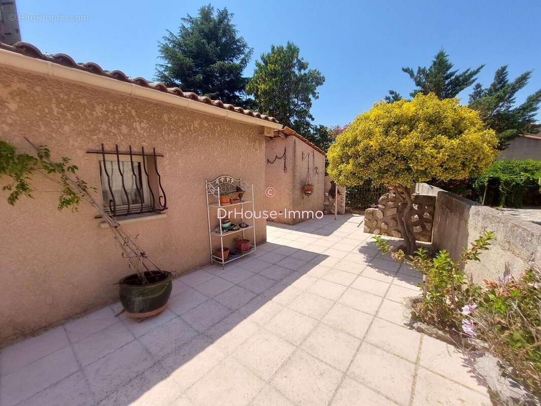 Maison 115 m² à Martigues  - photo 6