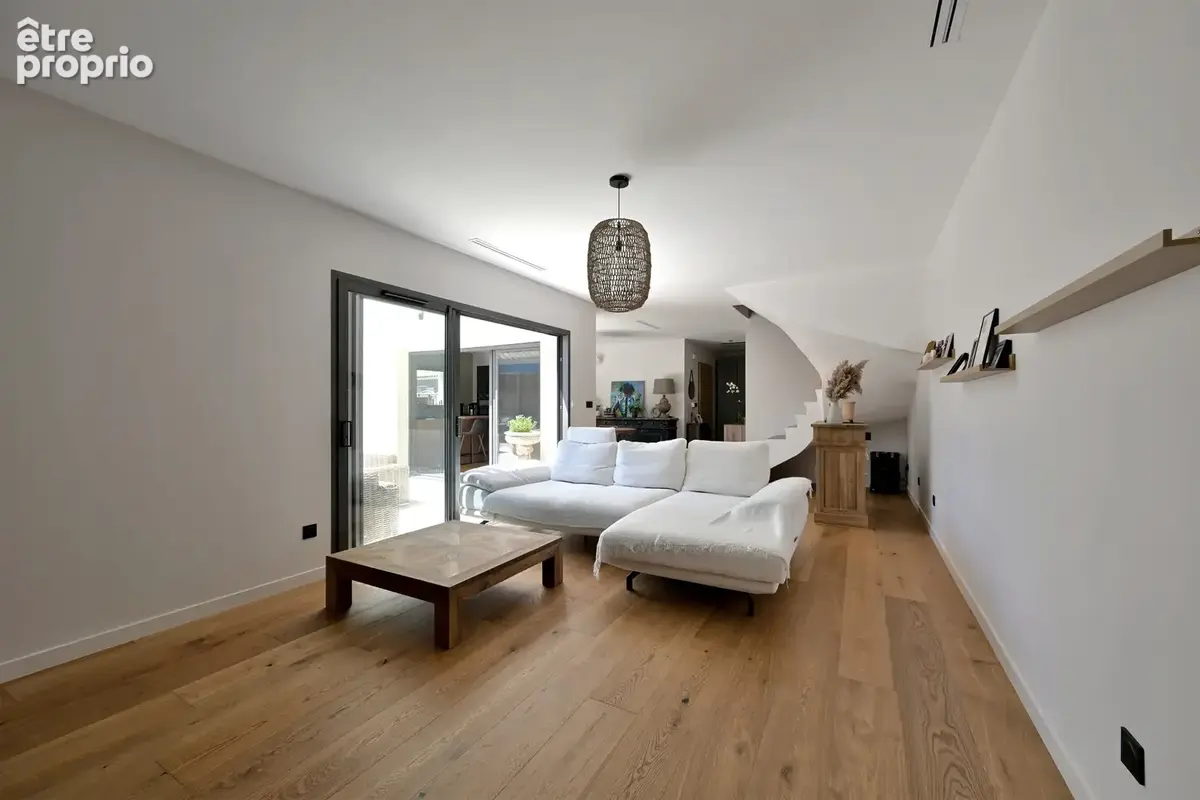 Maison - 172m2 - 6 pieces - photo 5