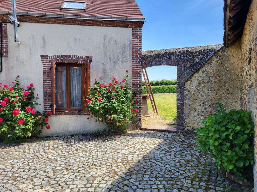 Maison à SAINT-MARC-DU-COR