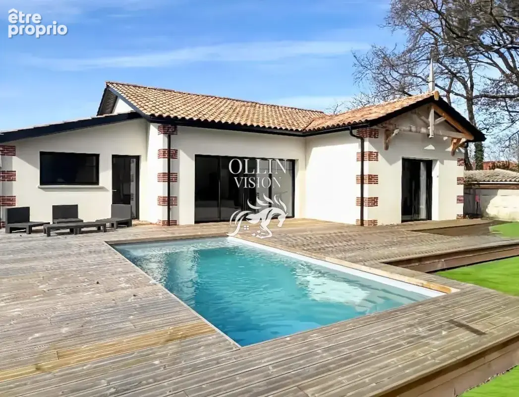 Maison 6 pièces 143 m² à vendre à Gujan-Mestras (33470) - photo 1