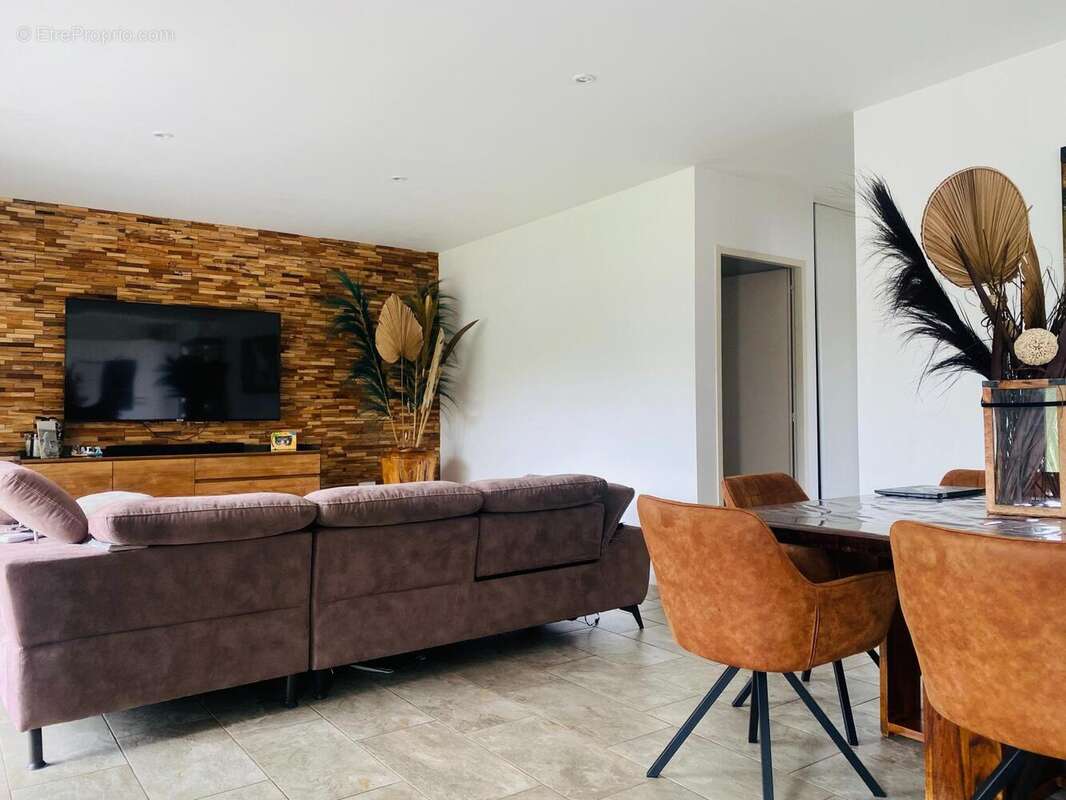 Photo 7 - Maison à SURGERES