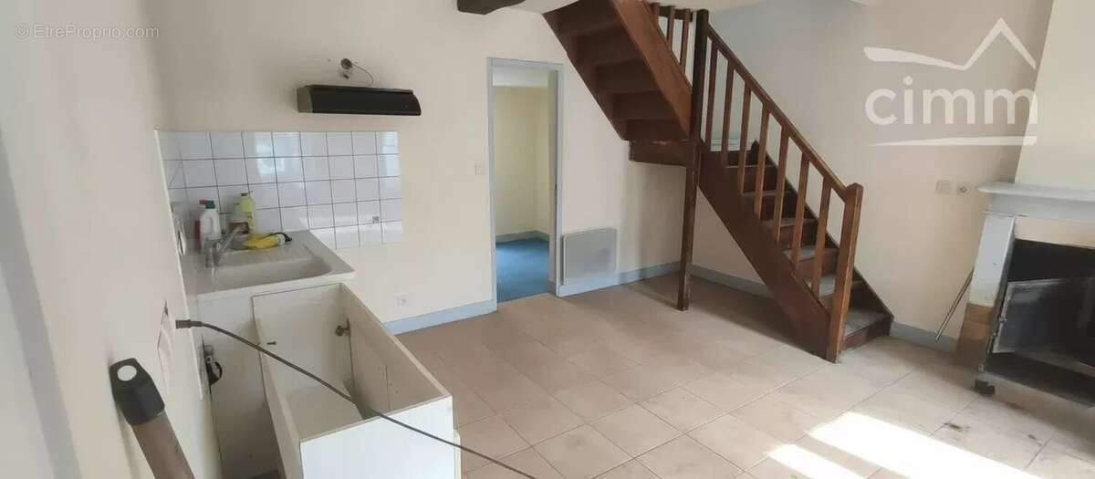 Maison à EPUISAY
