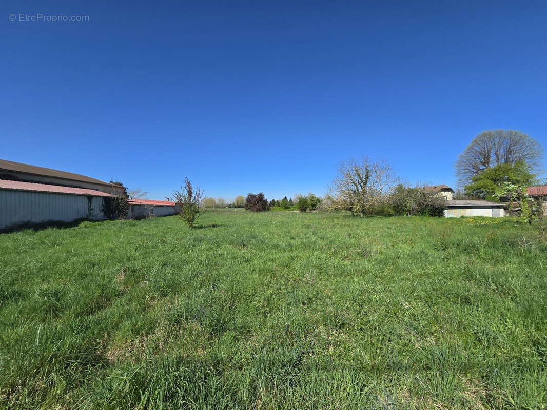 Terrain 2 512 m2 Zone UX - photo 2