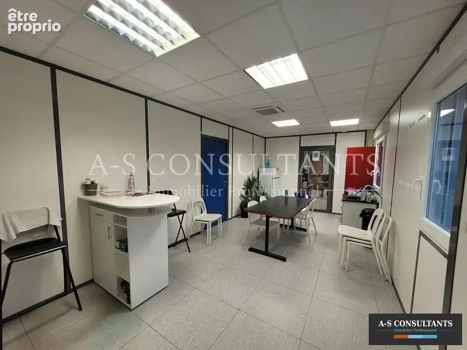Local commercial à vendre - photo 4