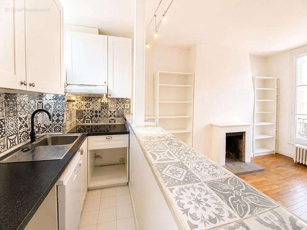 Appartement à LEVALLOIS-PERRET